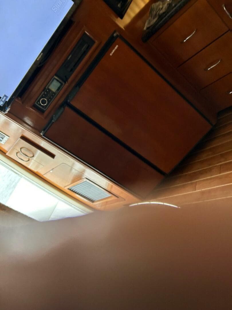 2003 Carver 360 Sport Sedan