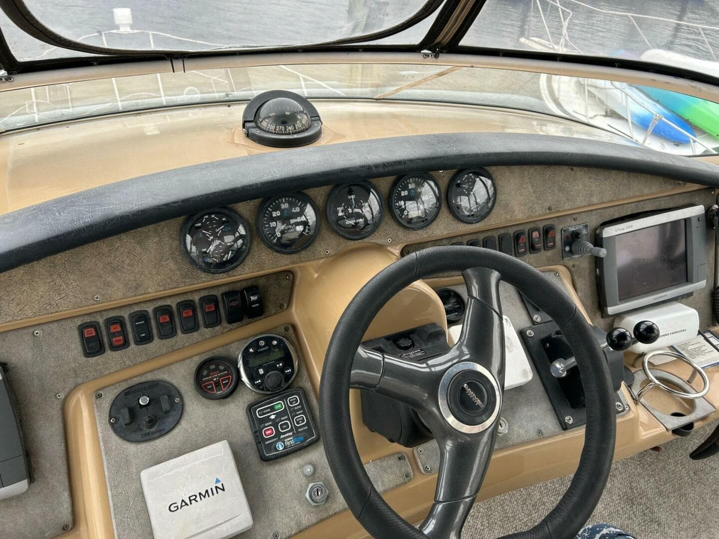 2003 Carver 360 Sport Sedan