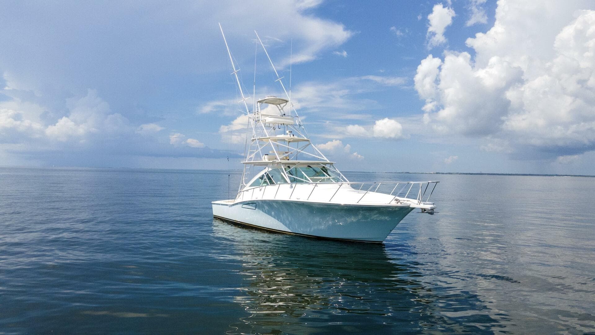 2007 40 Cabo Express Big Blue Exterior (6)