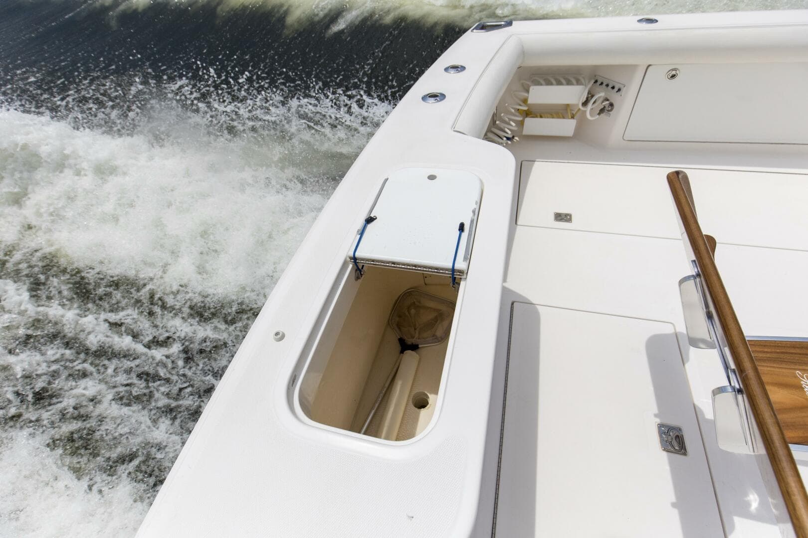 2007 40 Cabo Express Big Blue Deck (3)