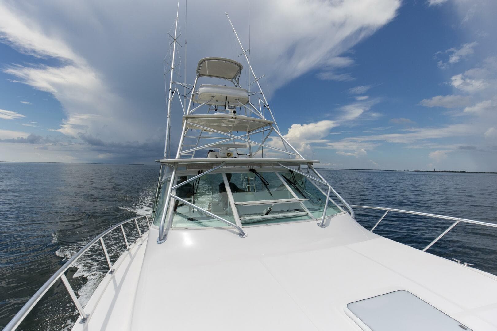 2007 40 Cabo Express Big Blue Bow