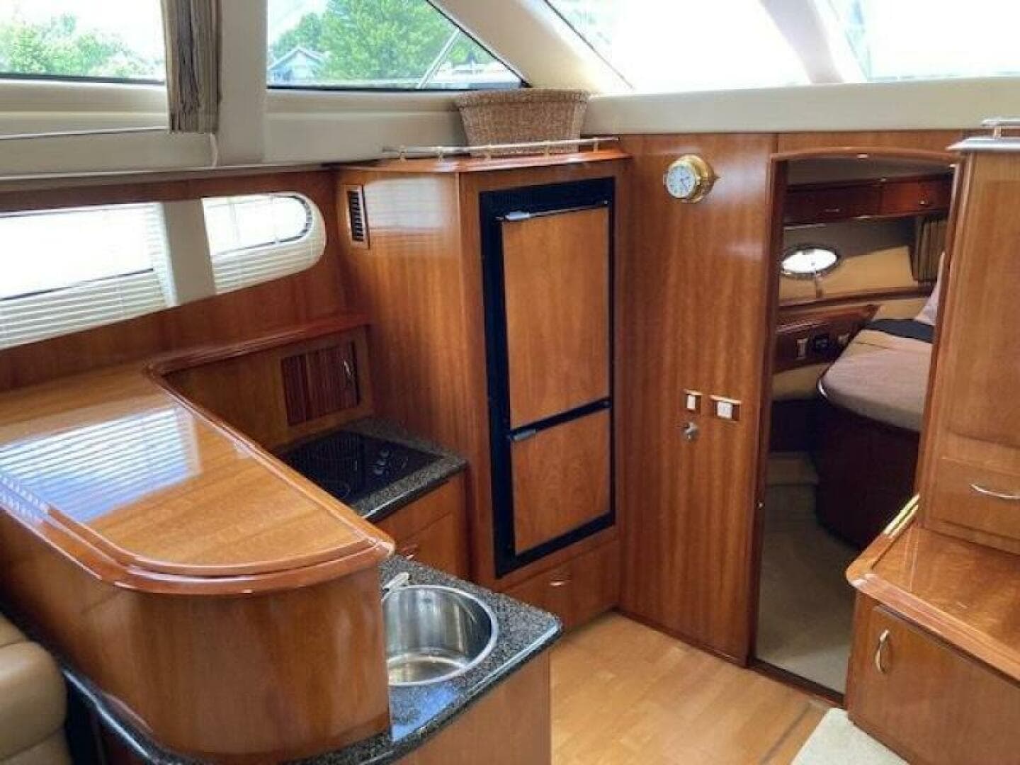 2003 Carver 396 Aft Cabin MY