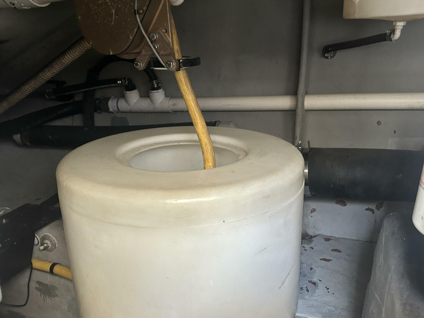 2009 Meridian 441 Sedan