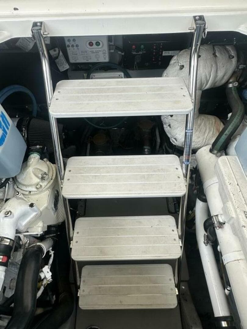 2009 Meridian 441 Sedan