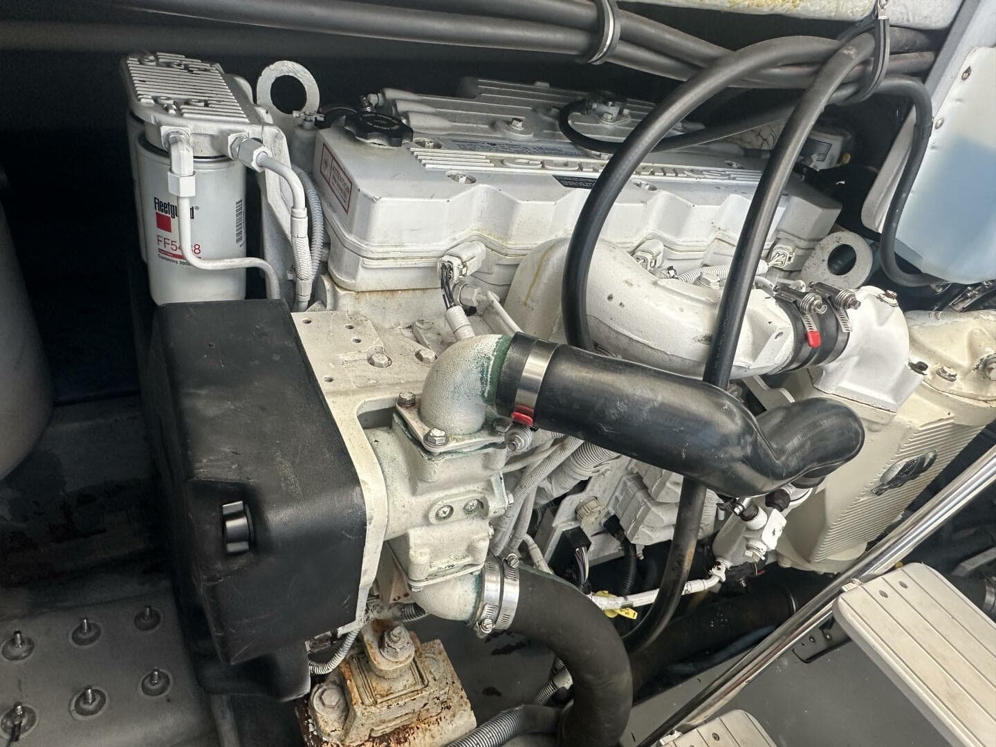 2009 Meridian 441 Sedan