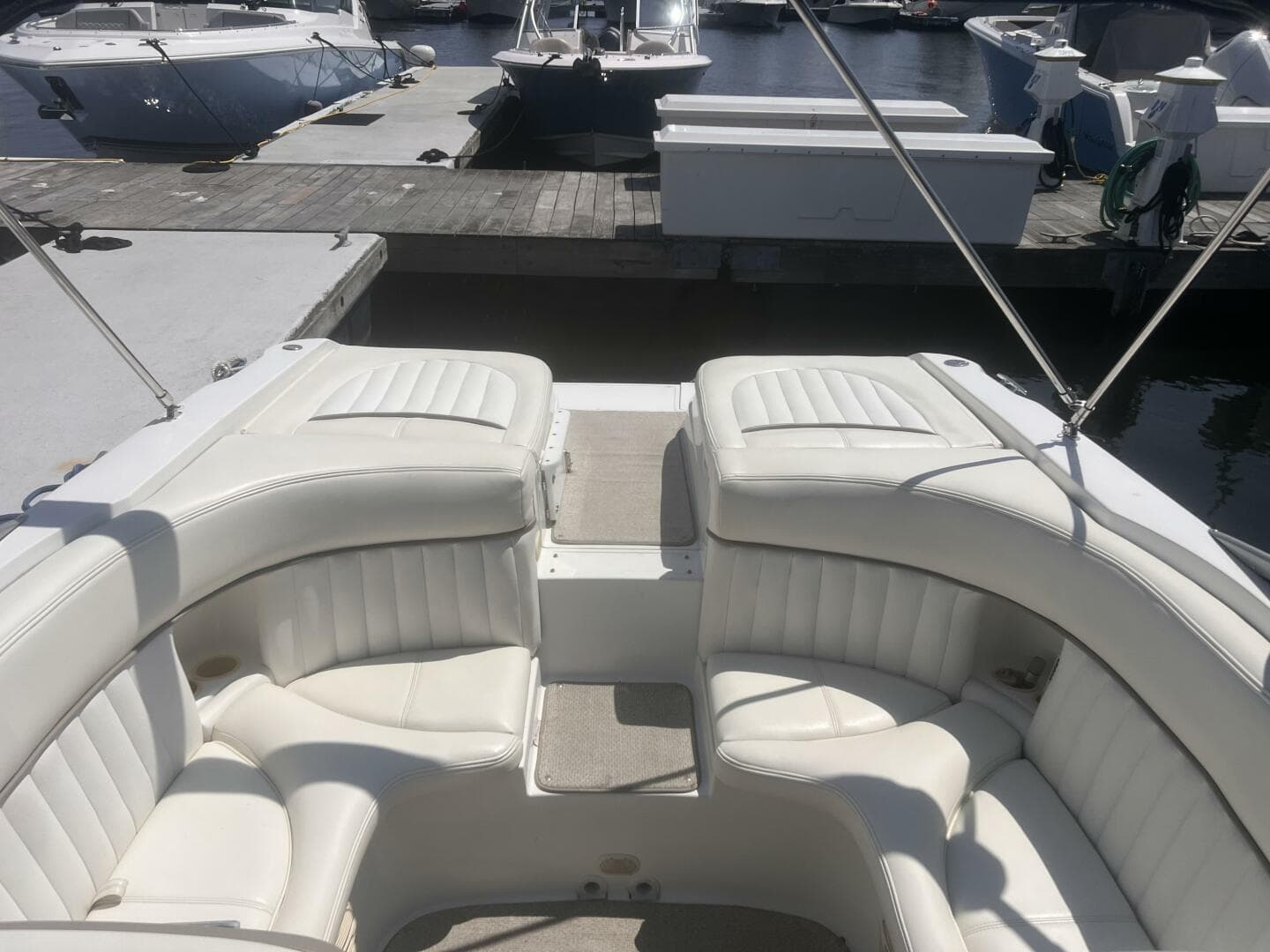 Transom Seating Area