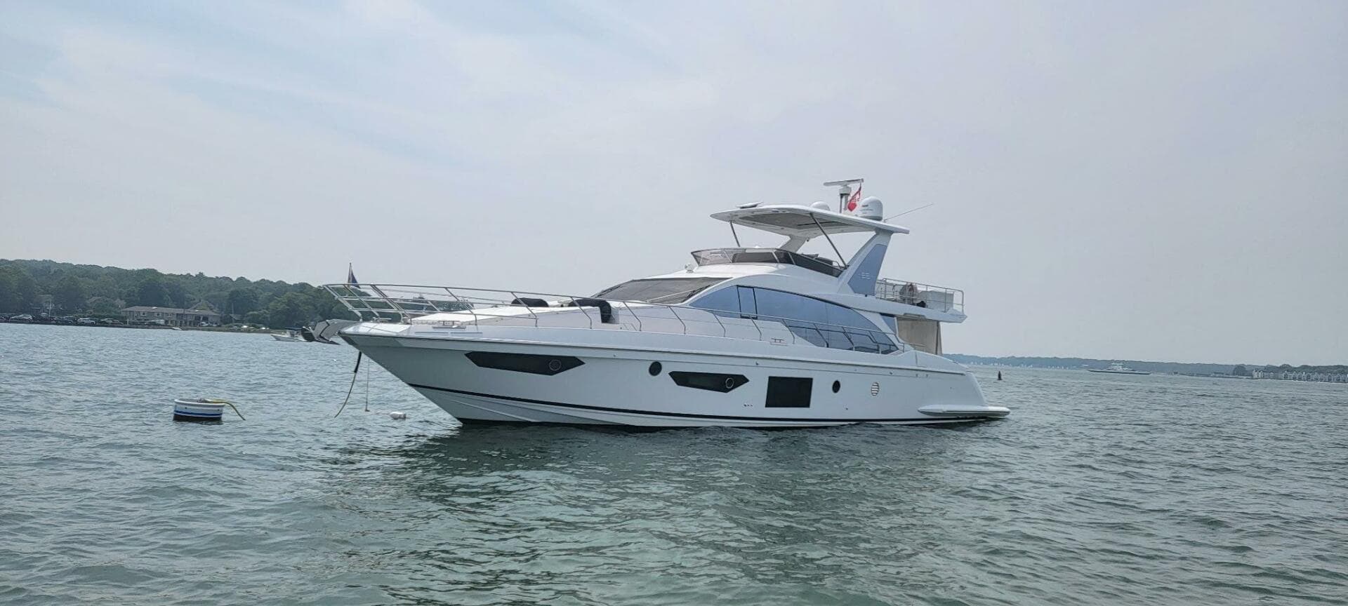 2022 Azimut 66