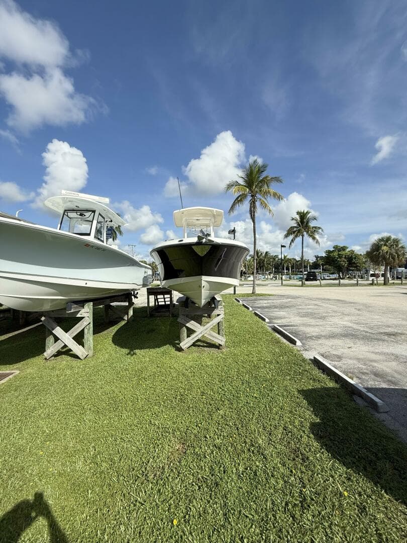 2015 Robalo 