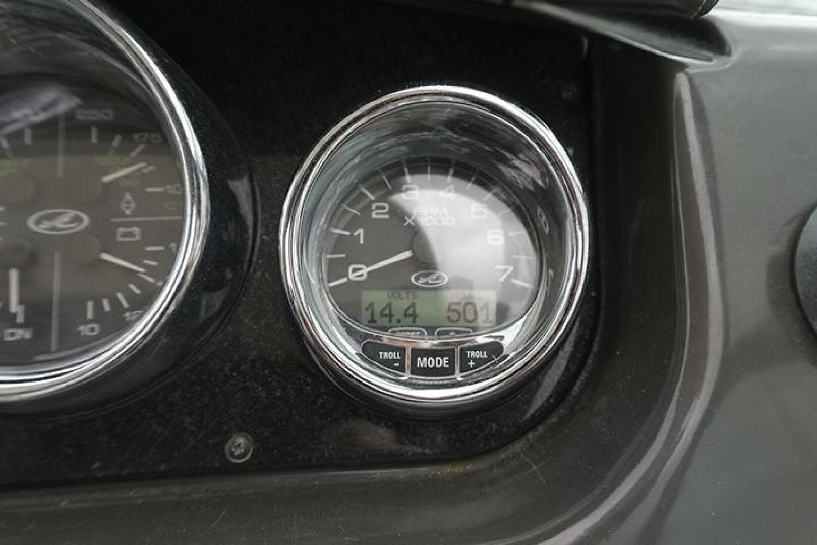 2010 Sea Ray 310 Sundancer