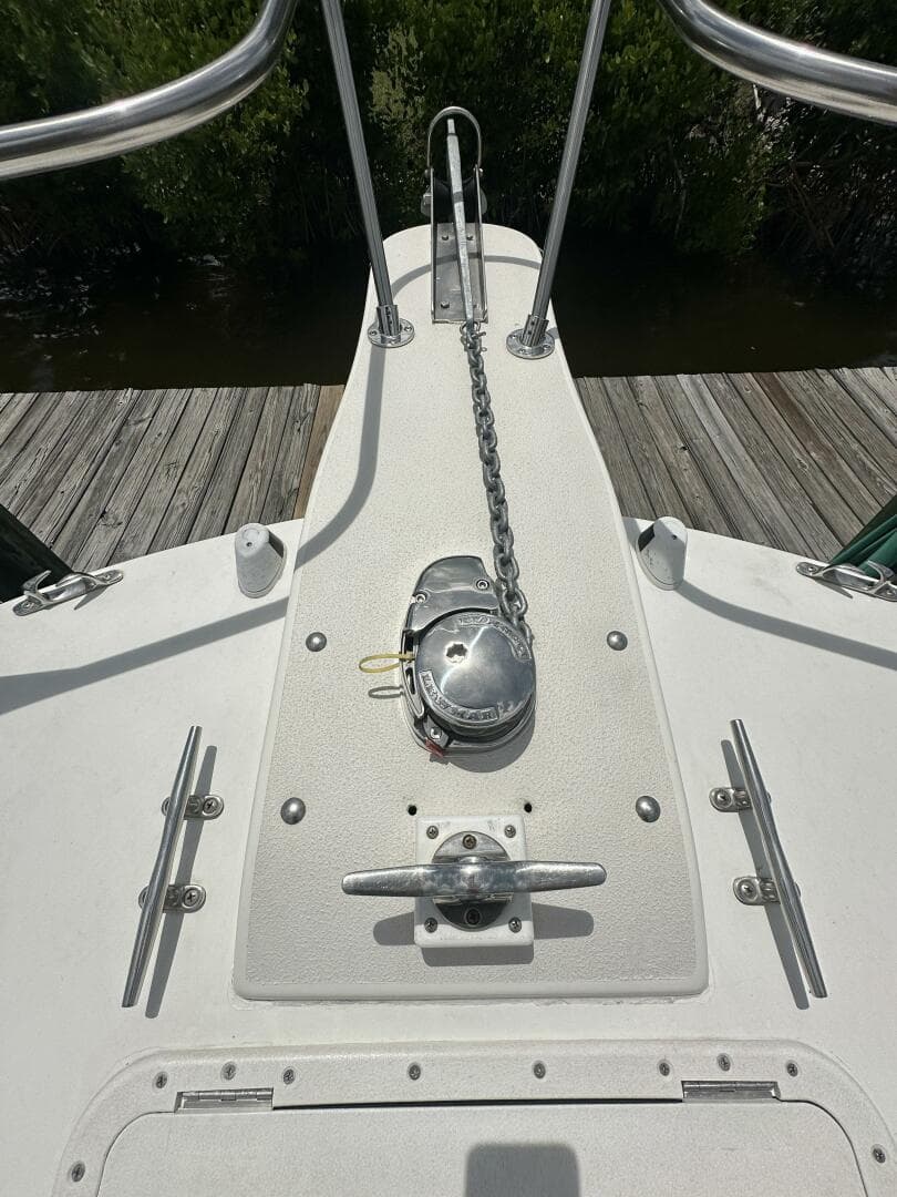 1999 Dusky 256 Center Console