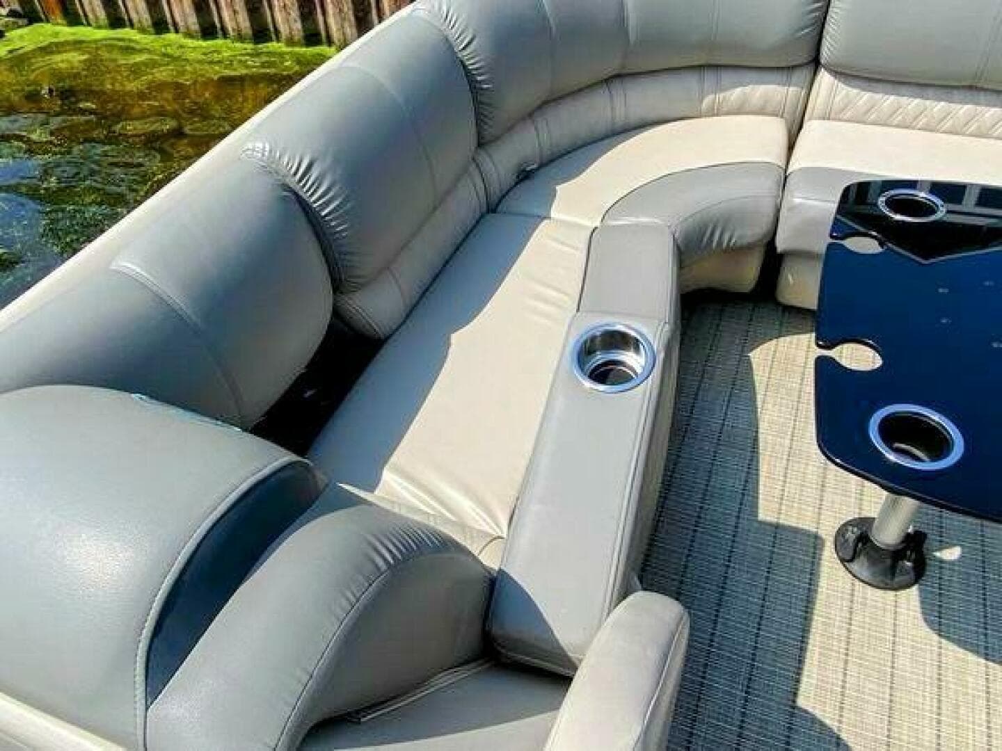 2018 Harris FloteBote 250 Grand Mariner Single Lounging Double Tritoon