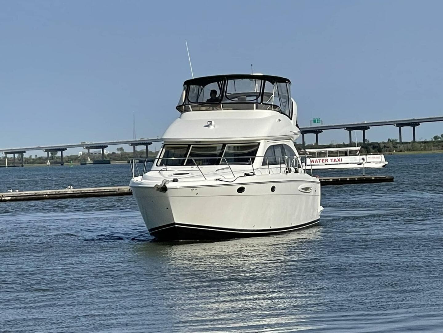 2006 Meridian 411 Sedan