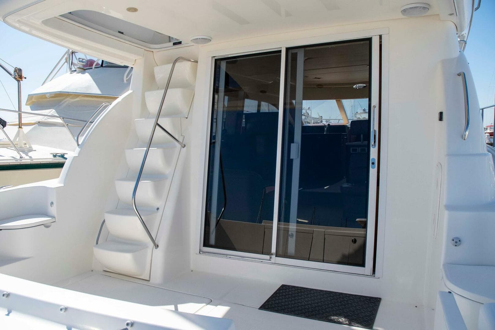 2006 Meridian 411 Sedan