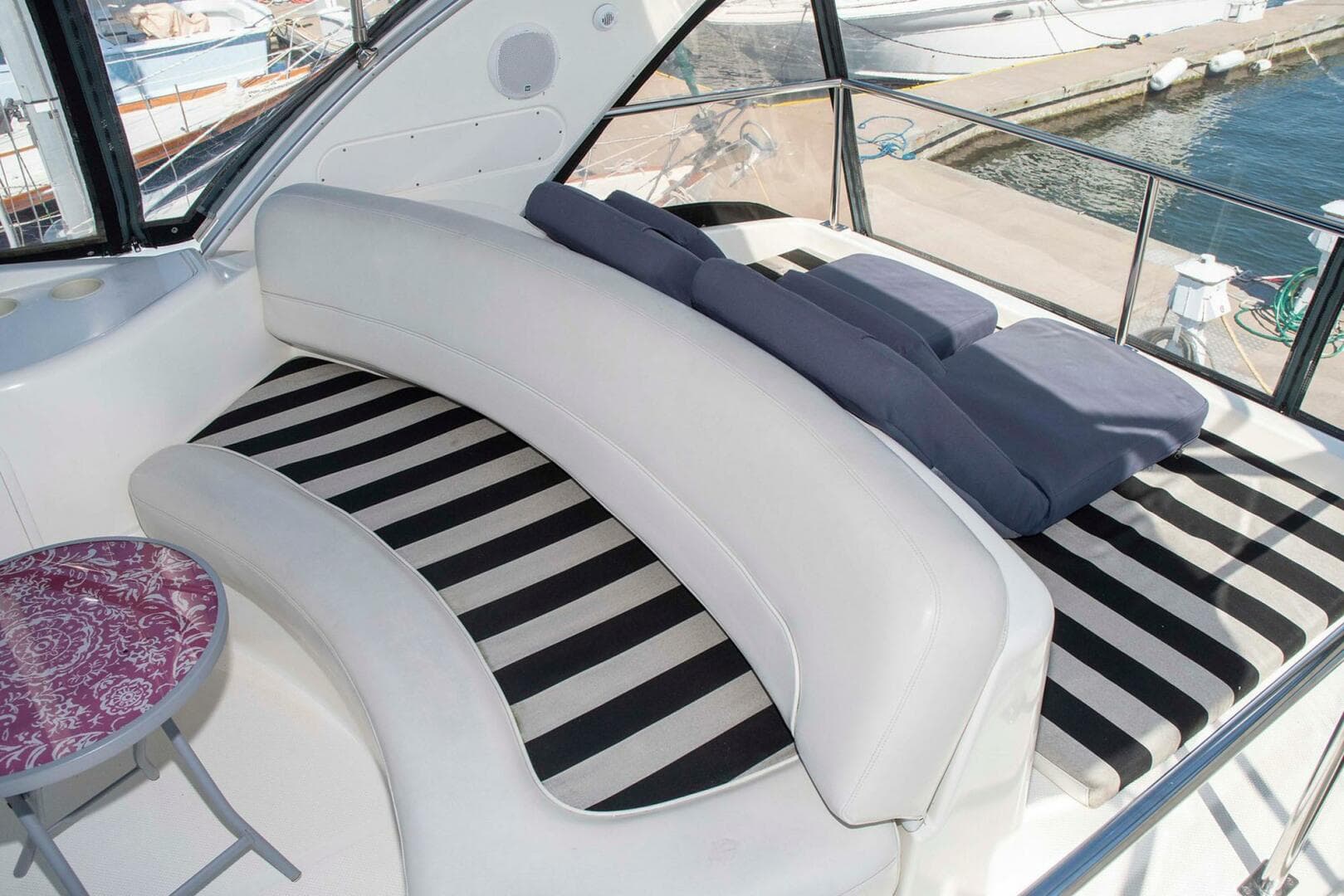 2006 Meridian 411 Sedan