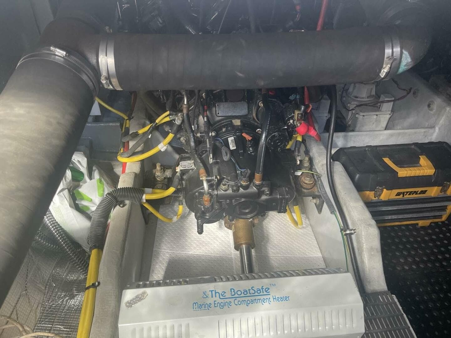 2006 Meridian 411 Sedan