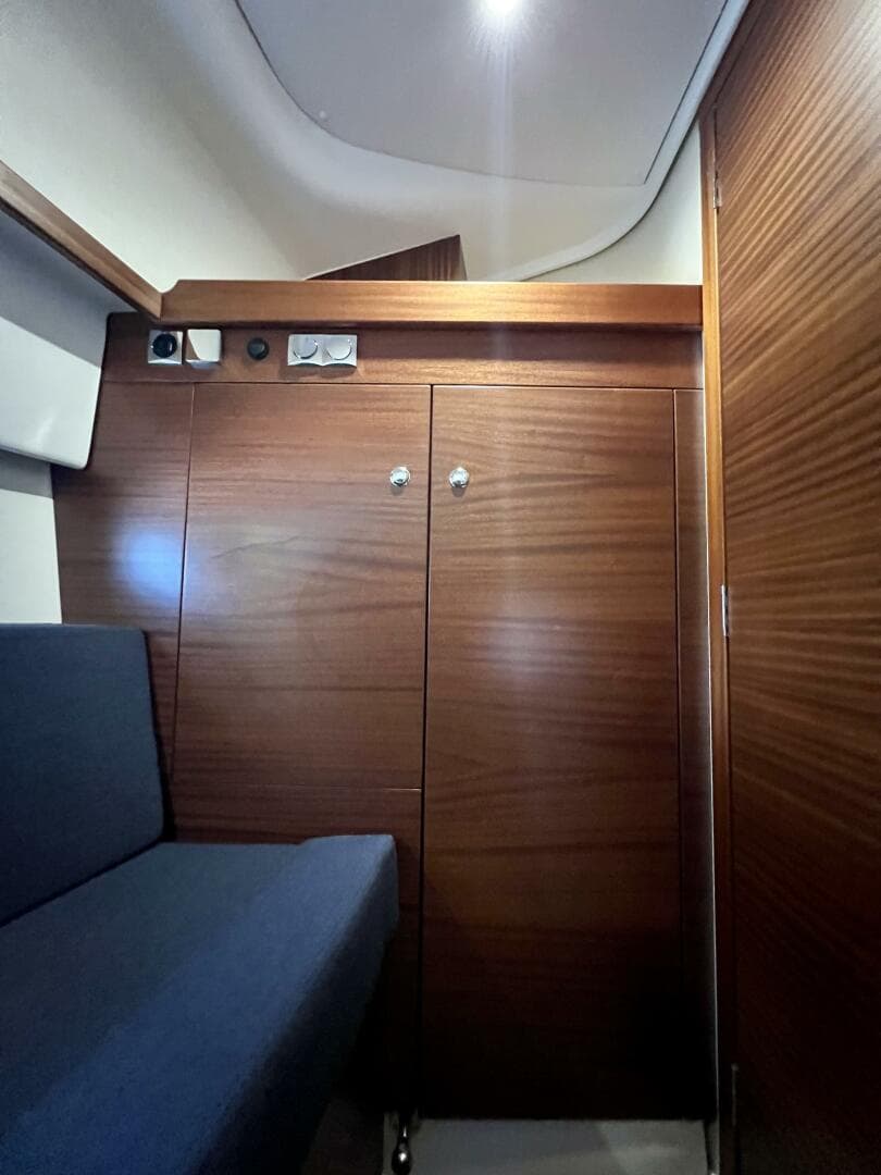 2018 Nimbus 365 Coupe