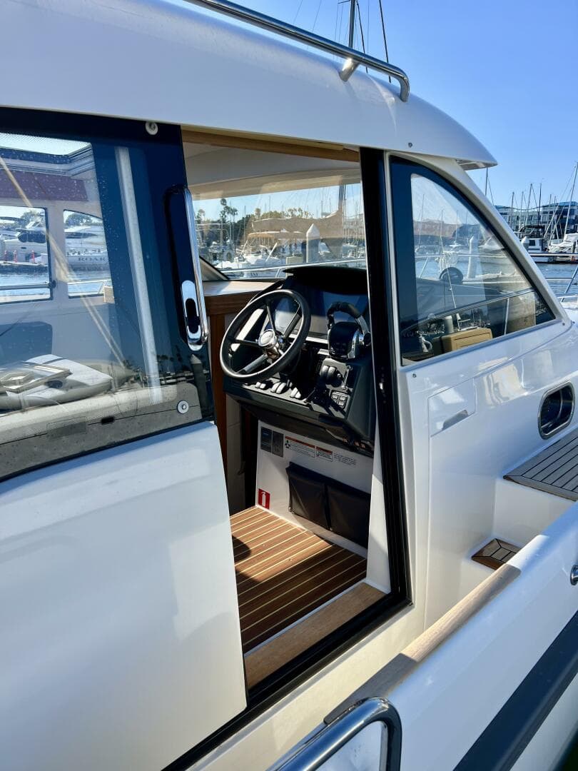 2018 Nimbus 365 Coupe