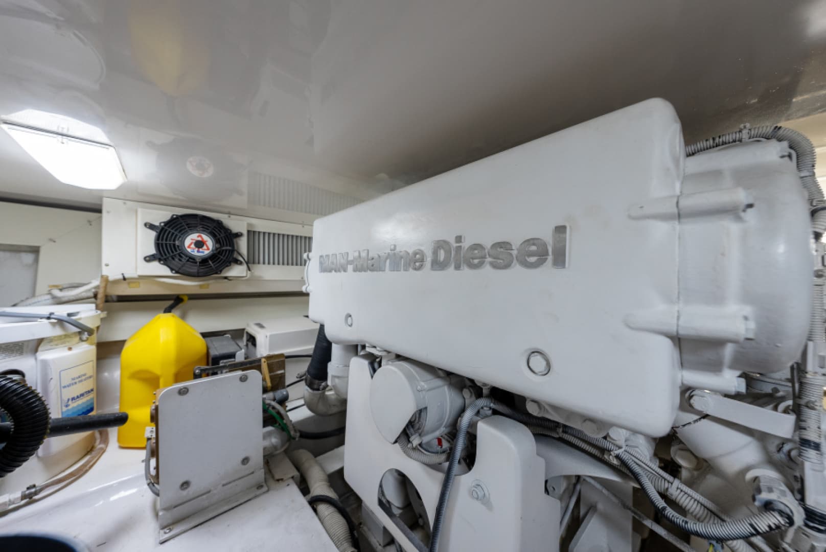 2003 Viking 45 Convertible Big Sky