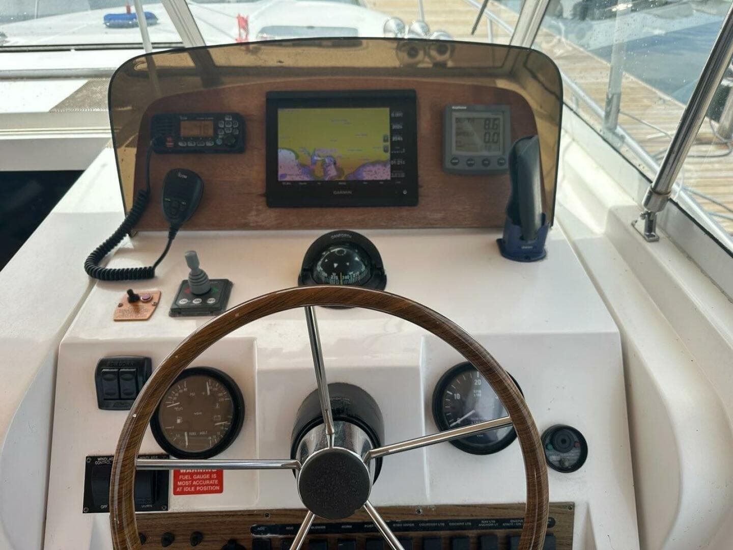 2002 Mainship Pilot 34