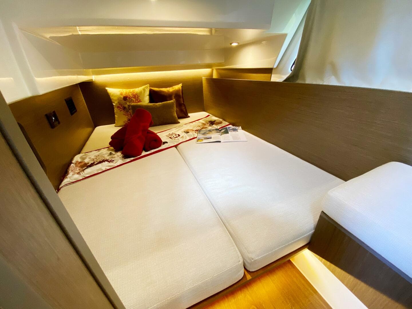 2024 Jeanneau Merry Fisher 1095 Fly