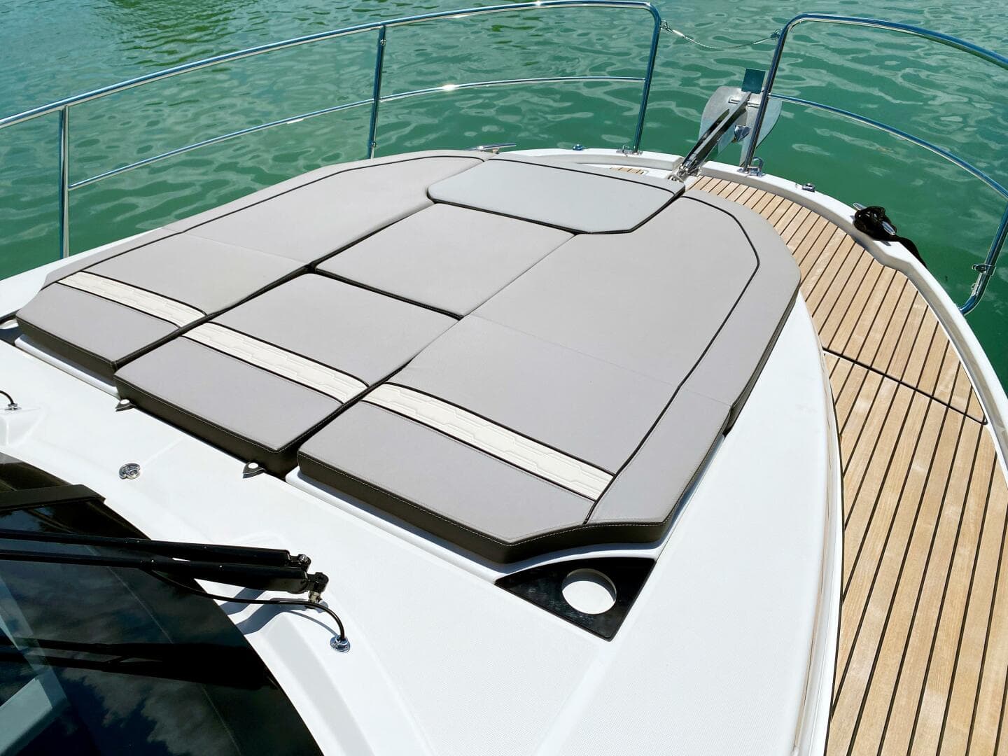 2024 Jeanneau Merry Fisher 1095 Fly