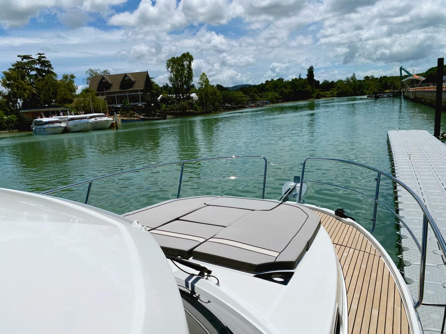 2024 Jeanneau Merry Fisher 1095 Fly