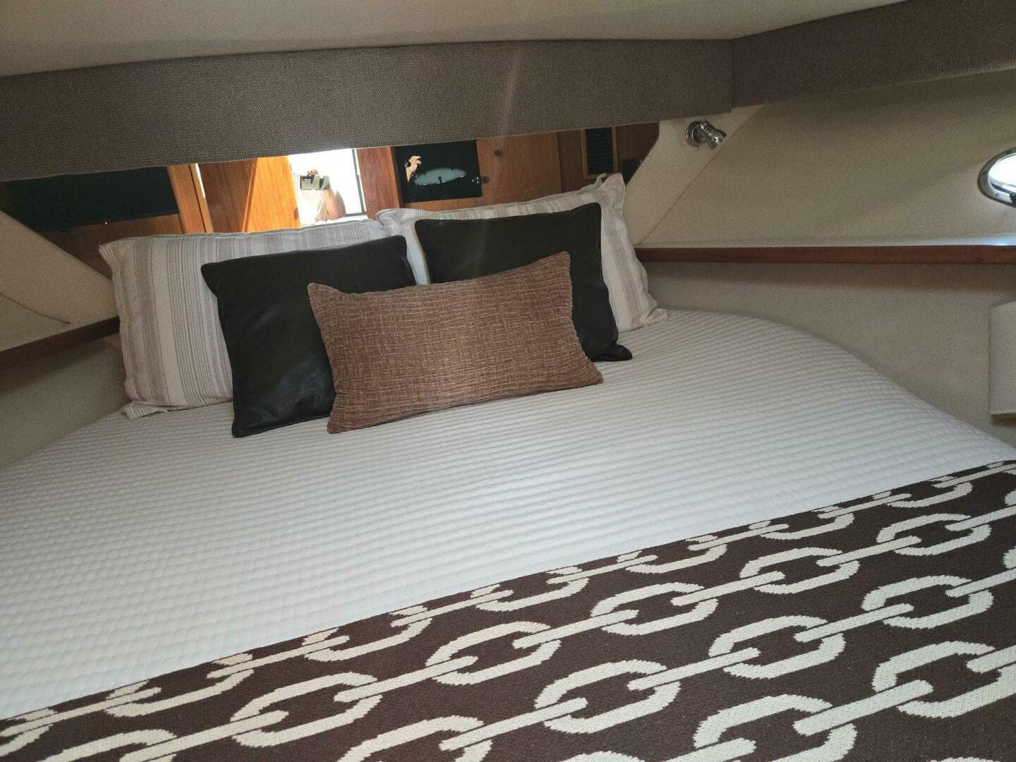 2001 Tiara Yachts 3800 Express