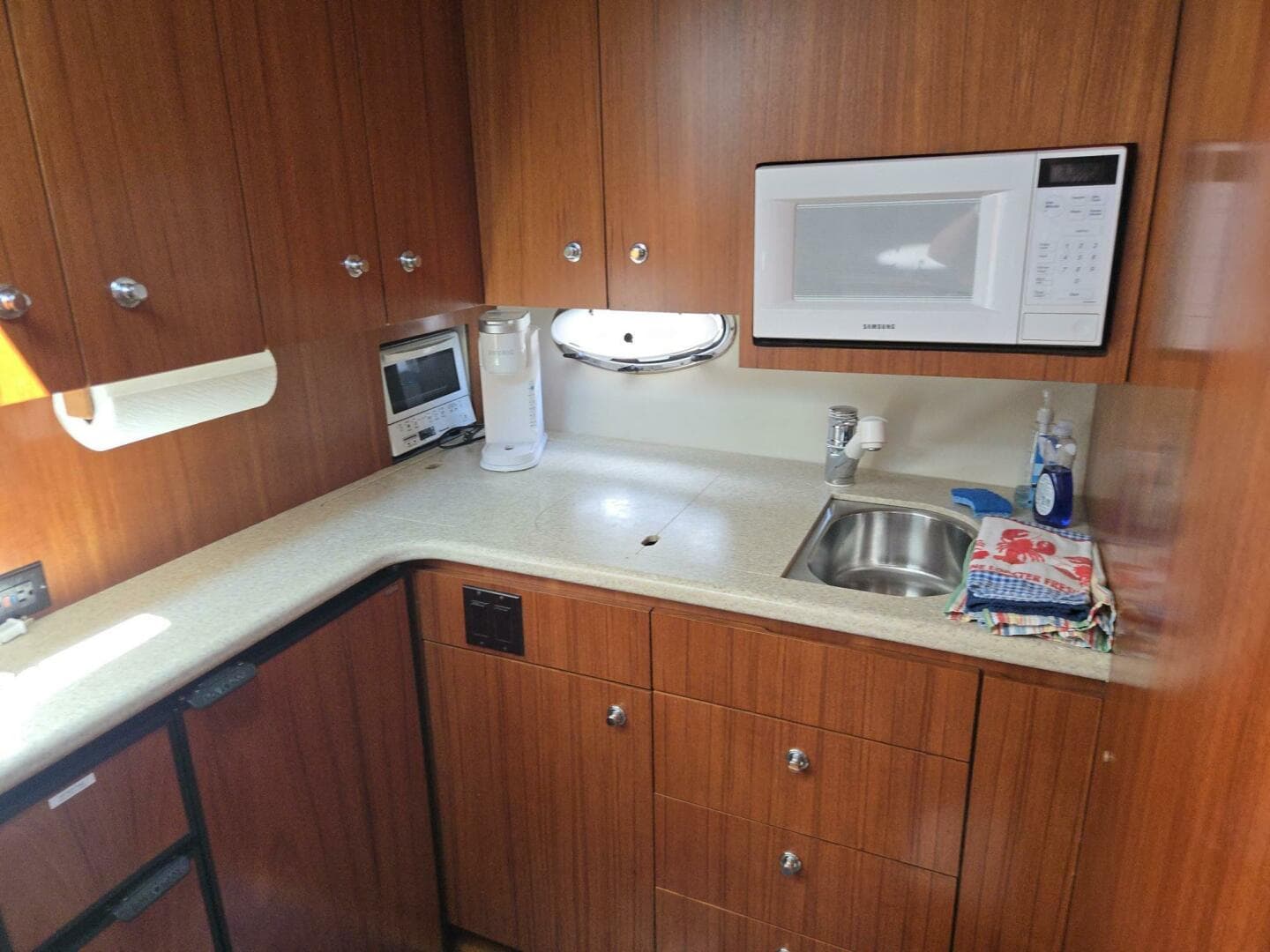 2001 Tiara Yachts 3800 Express