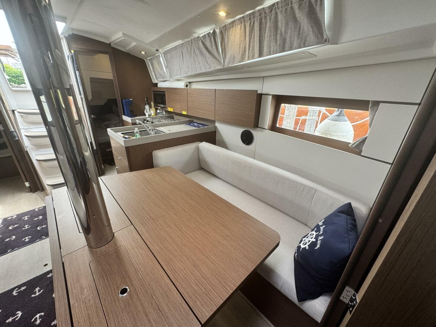 2023 Beneteau Oceanis 38.1