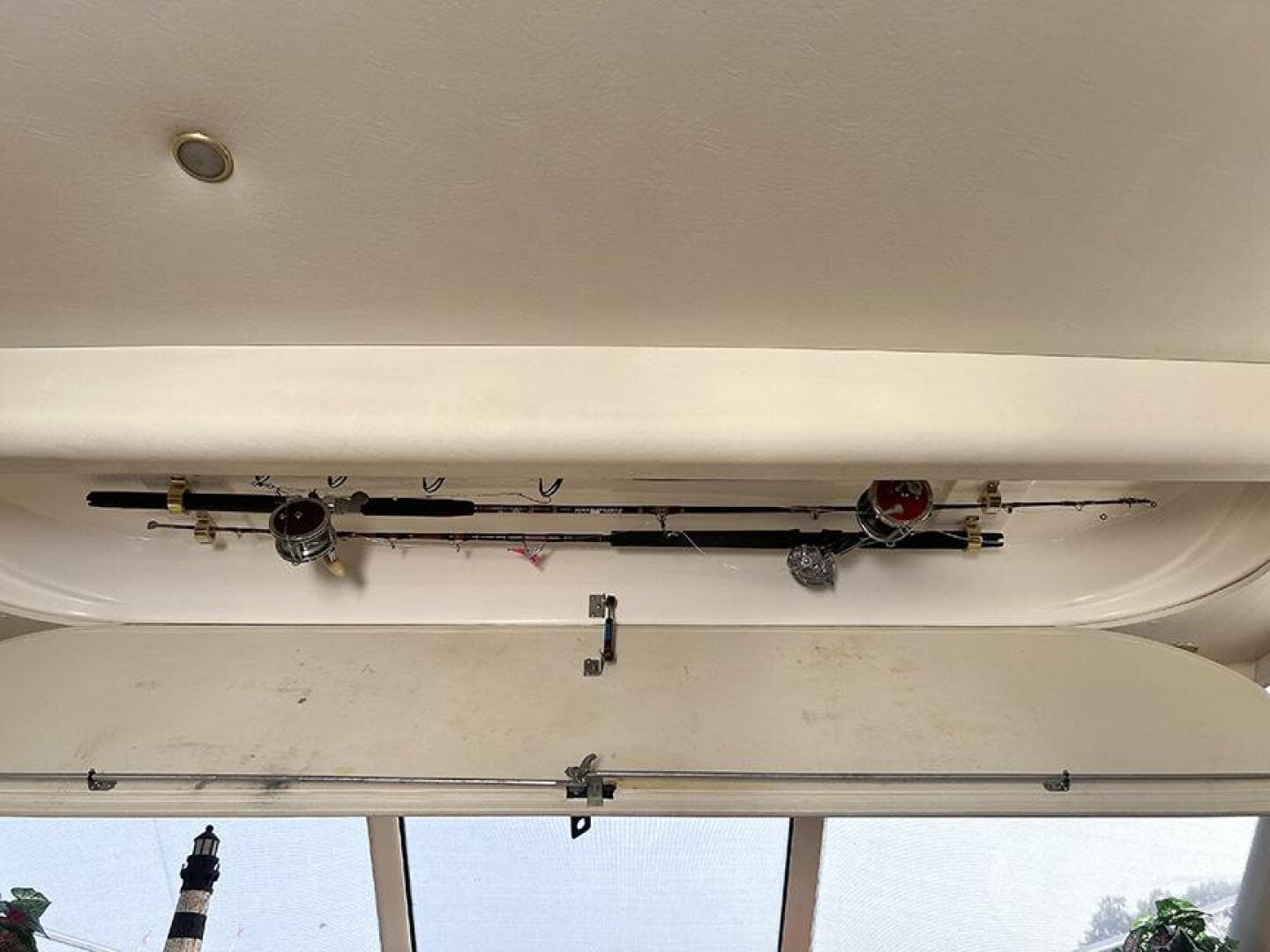 2002 Silverton 42 Convertible