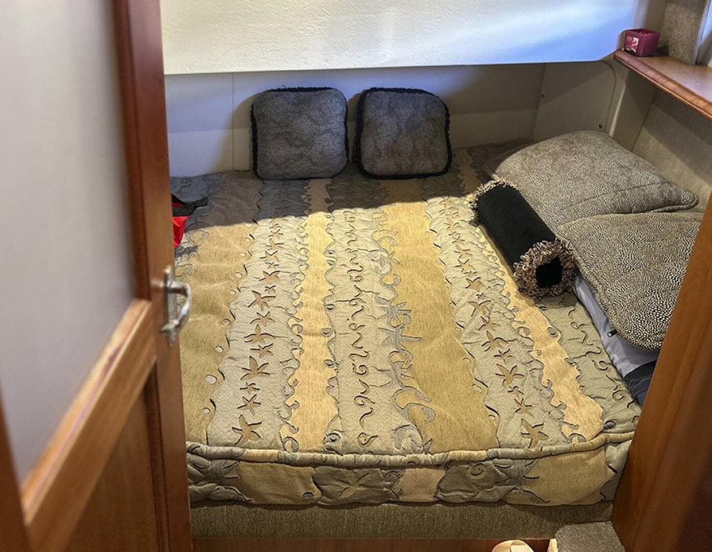 2002 Silverton 42 Convertible