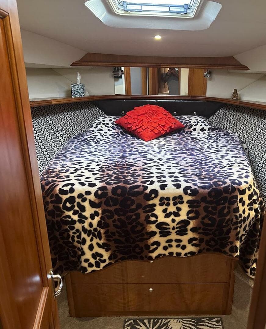 2002 Silverton 42 Convertible