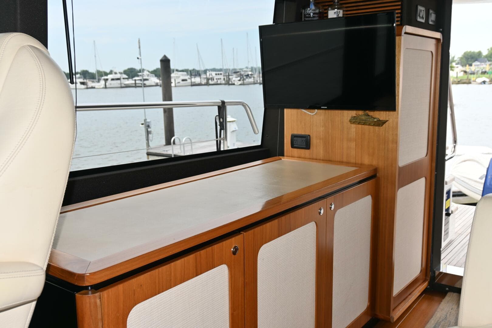 2014 Azimut Magellano 50