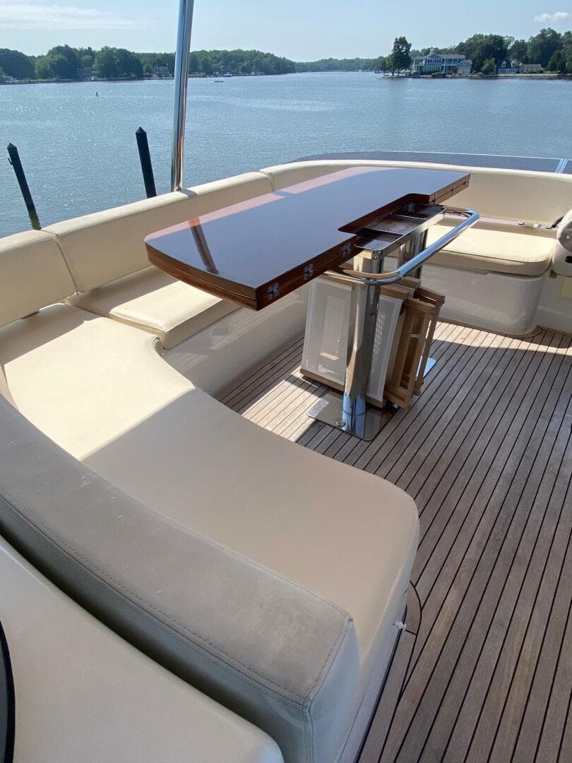 2014 Azimut Magellano 50