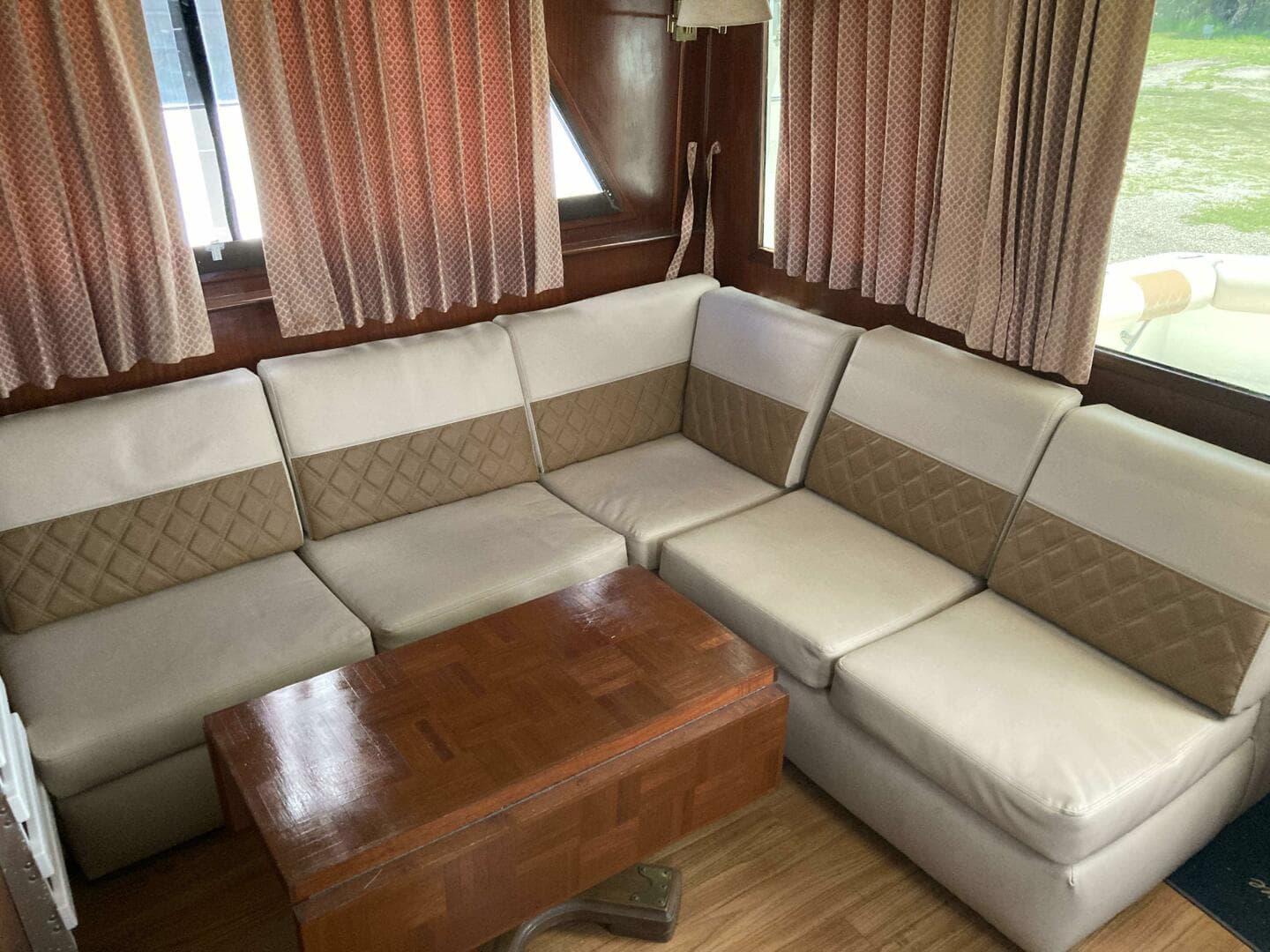 1985 Hatteras Sport Fish