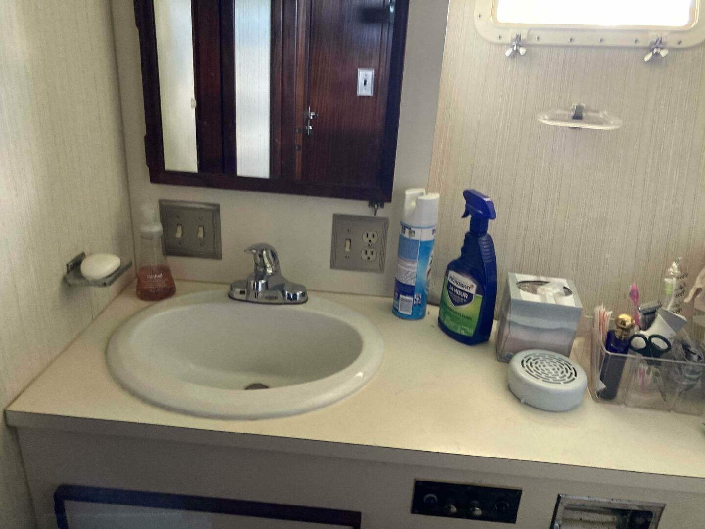 1985 Hatteras Sport Fish