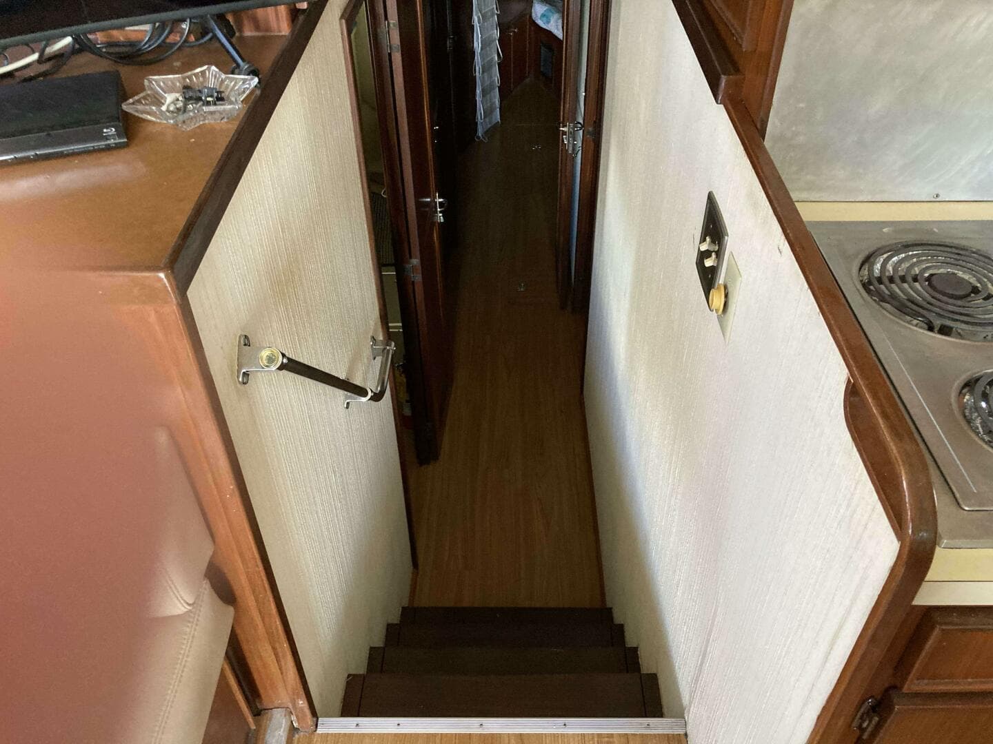 1985 Hatteras Sport Fish