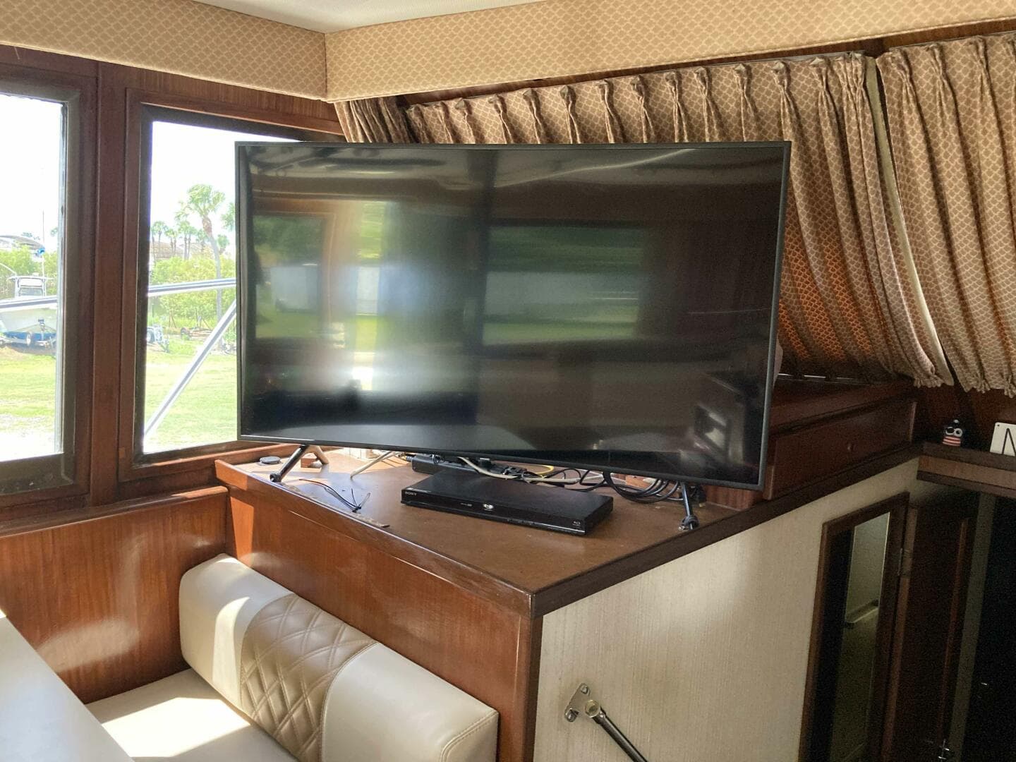 1985 Hatteras Sport Fish