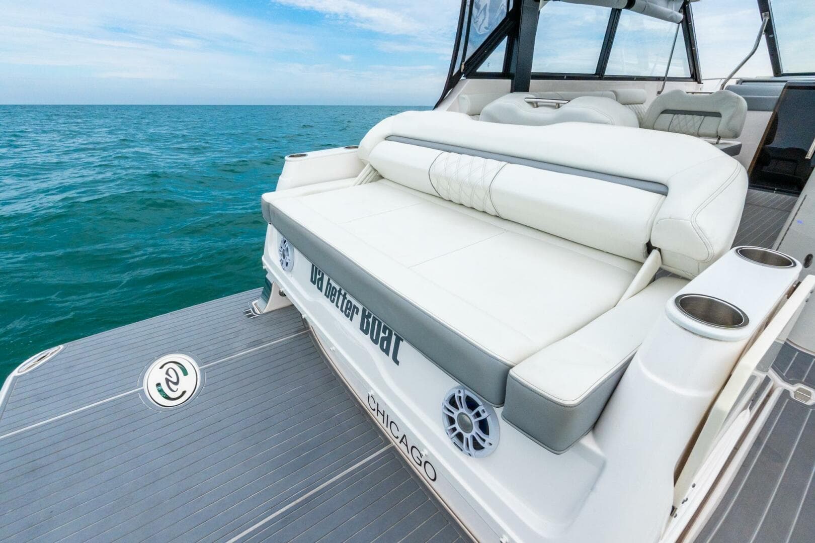 2022 Regal 36 Grande Coupe