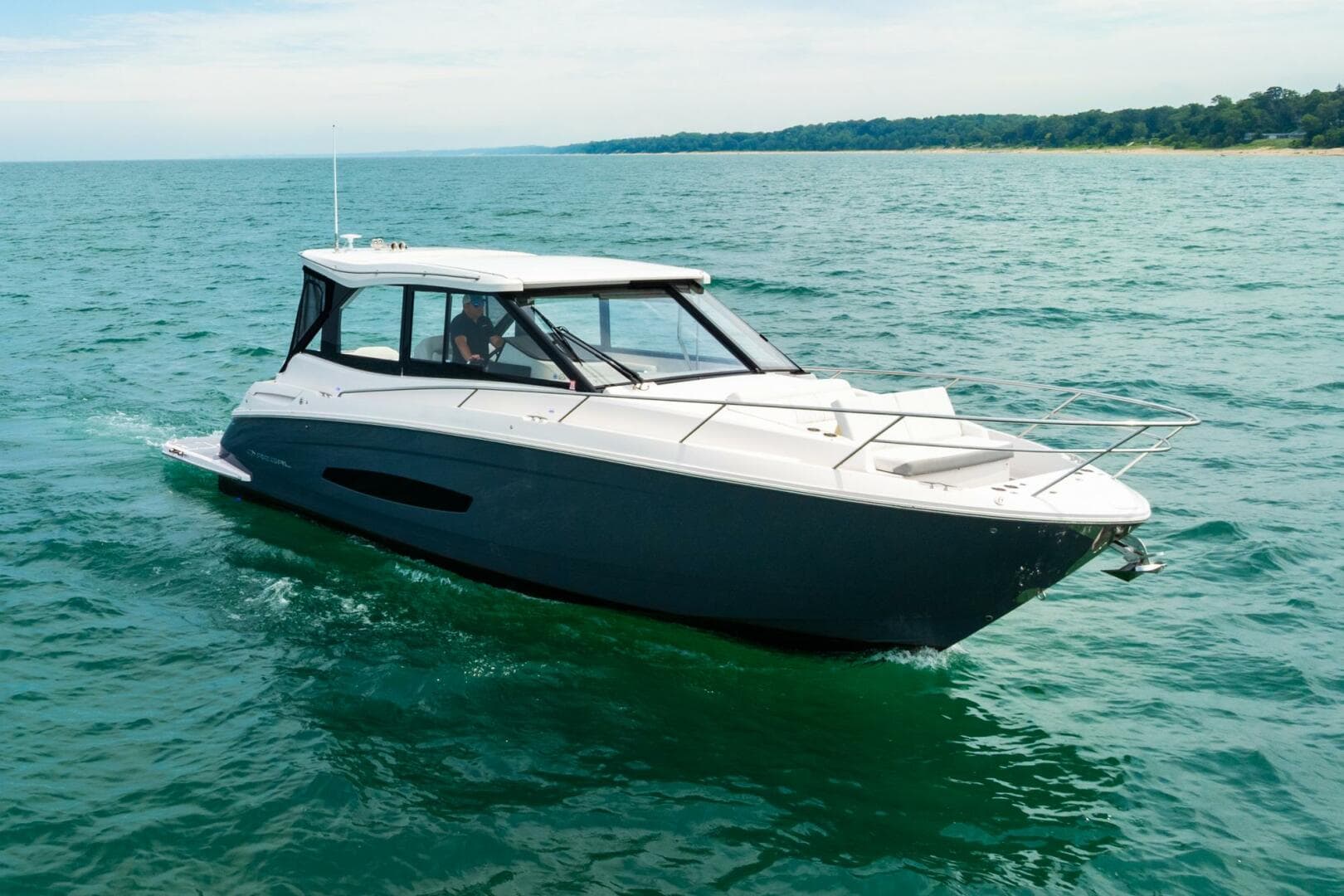 2022 Regal 36 Grande Coupe