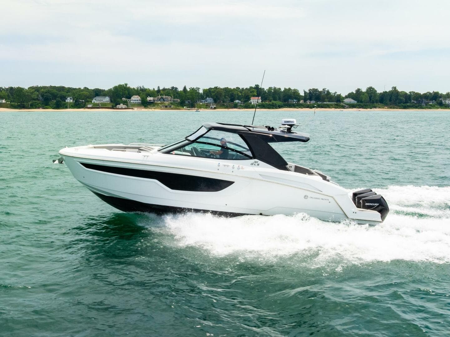 2021 Cruisers Yachts 