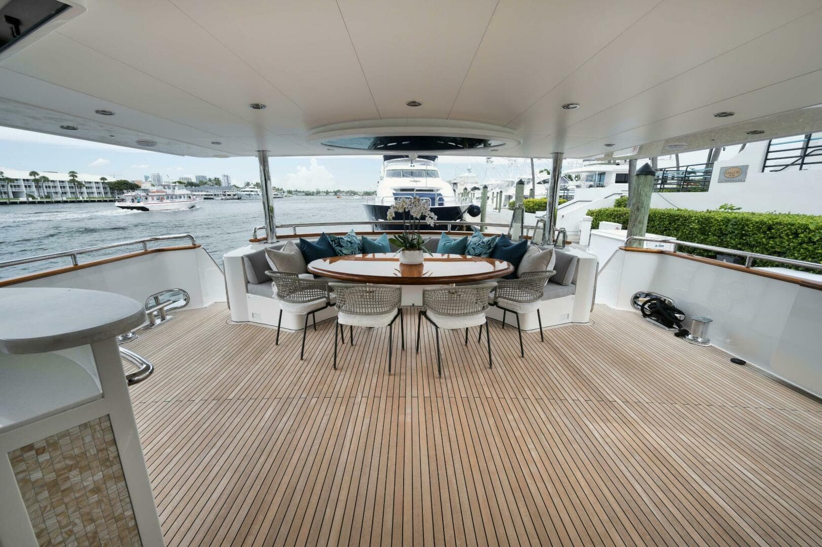 AFT DECK 