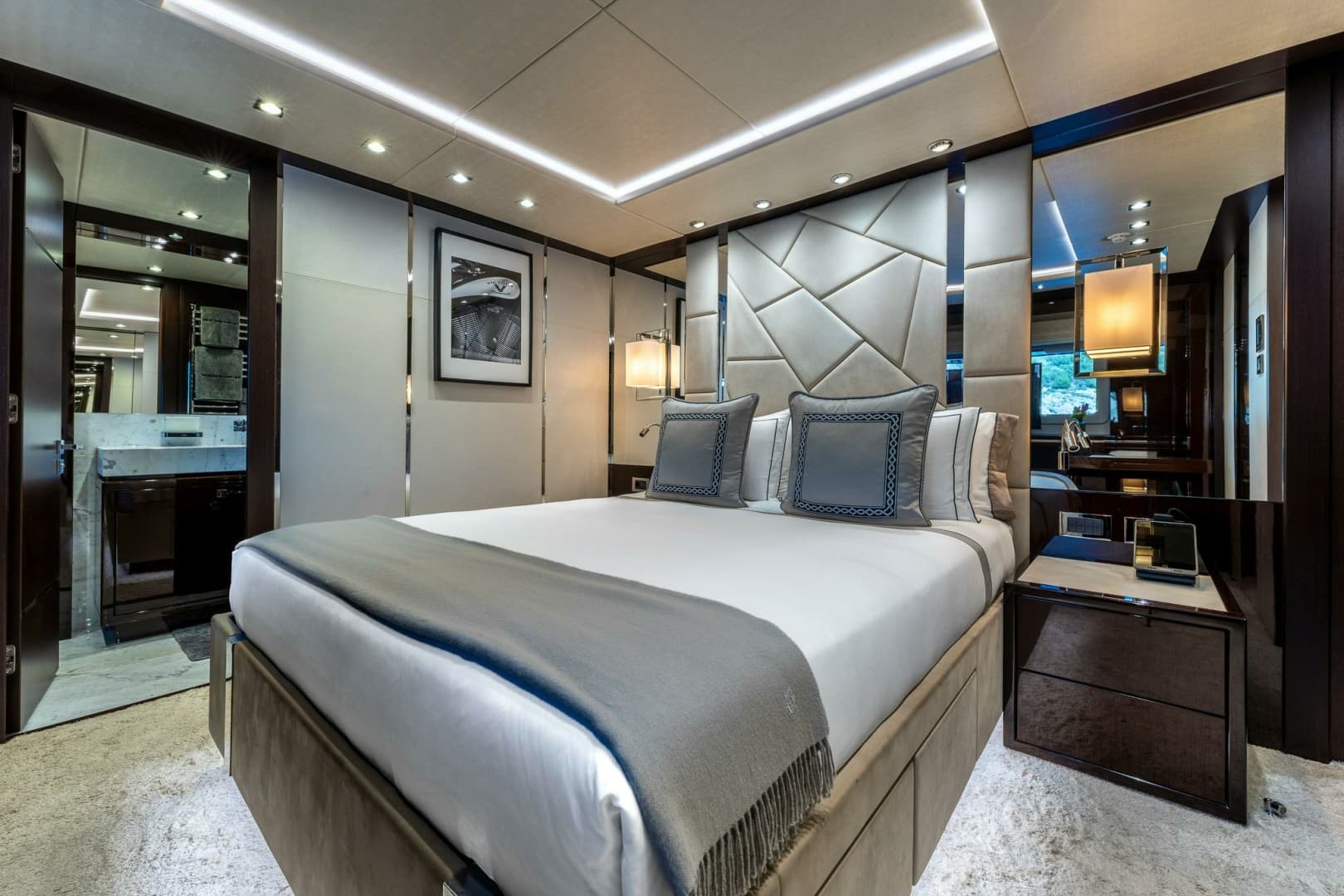 2020 Sunseeker Sunseeker 116 Yacht