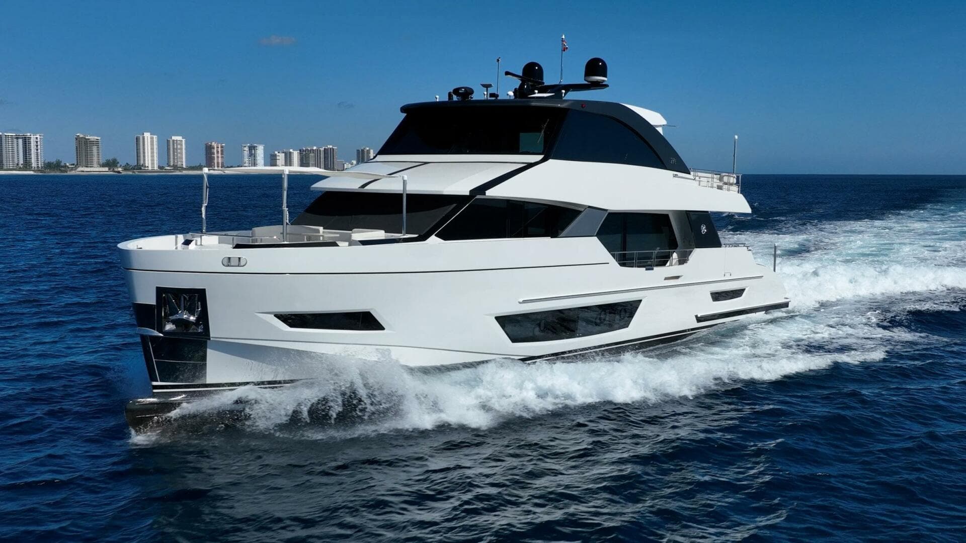 2021 Ocean Alexander 27 Explorer
