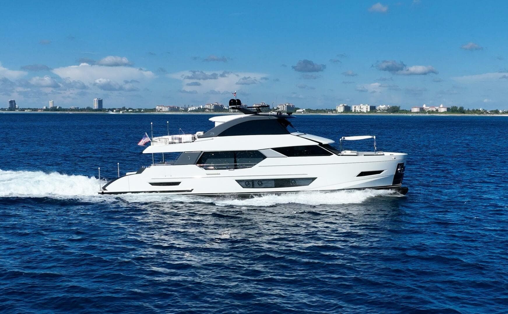 2021 Ocean Alexander 27 Explorer