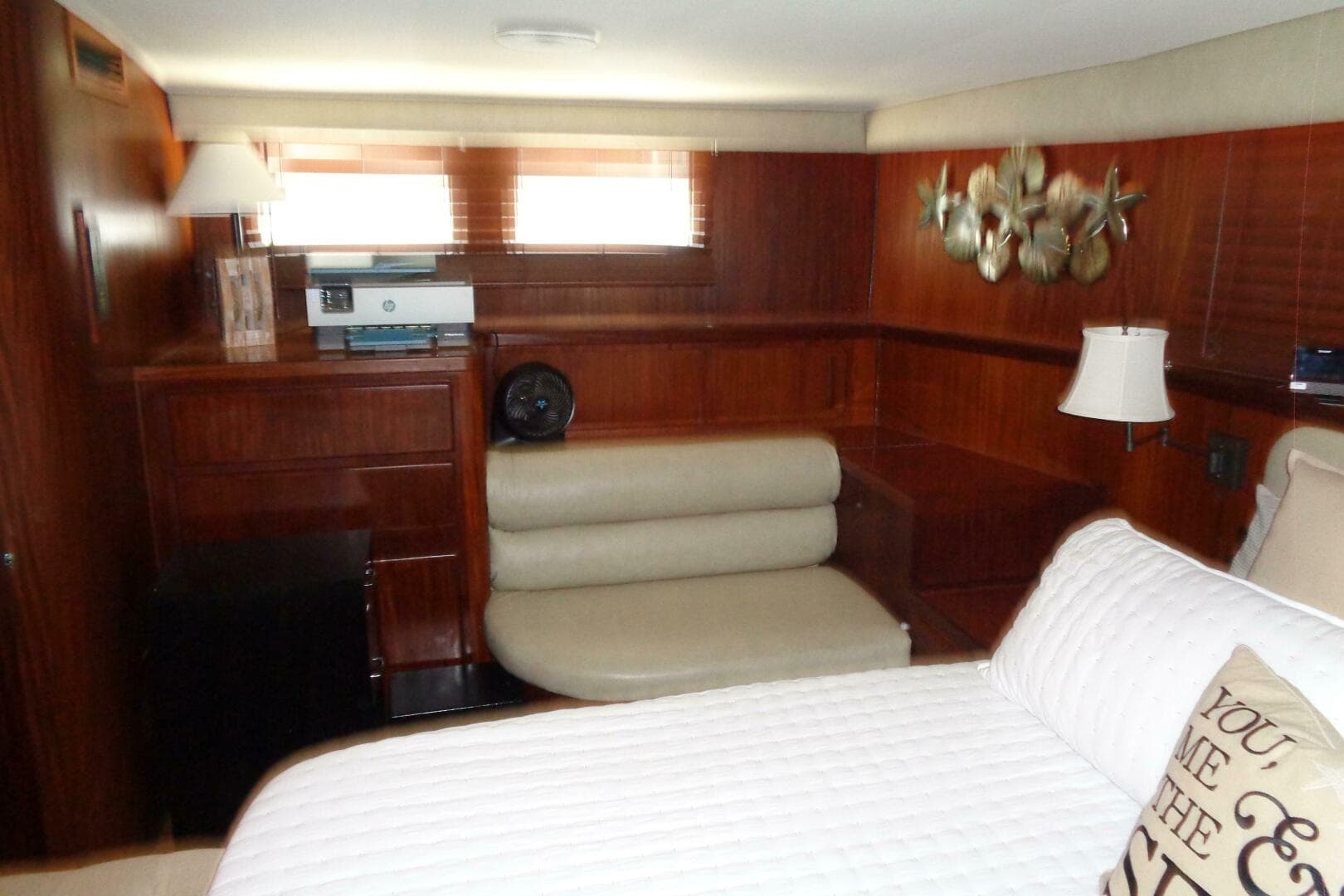 1987 Hatteras 70 Cockpit Motor Yacht