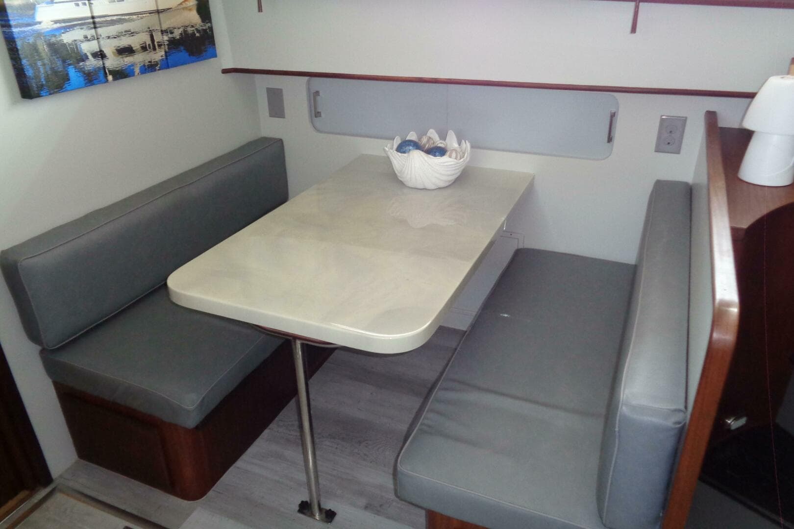 1987 Hatteras 70 Cockpit Motor Yacht