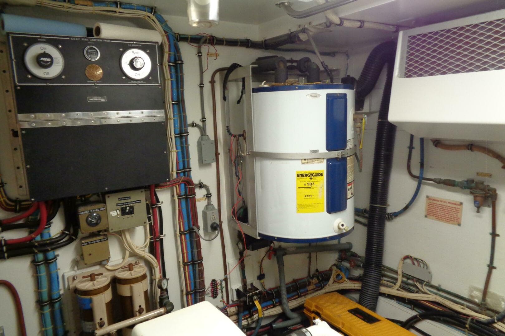 1987 Hatteras 70 Cockpit Motor Yacht