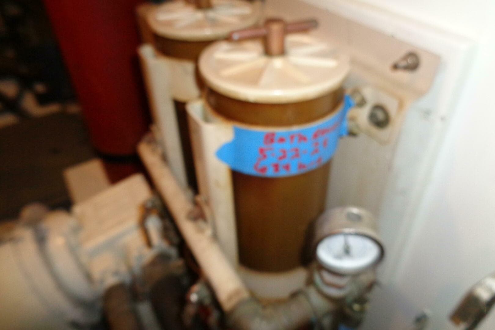 1987 Hatteras 70 Cockpit Motor Yacht