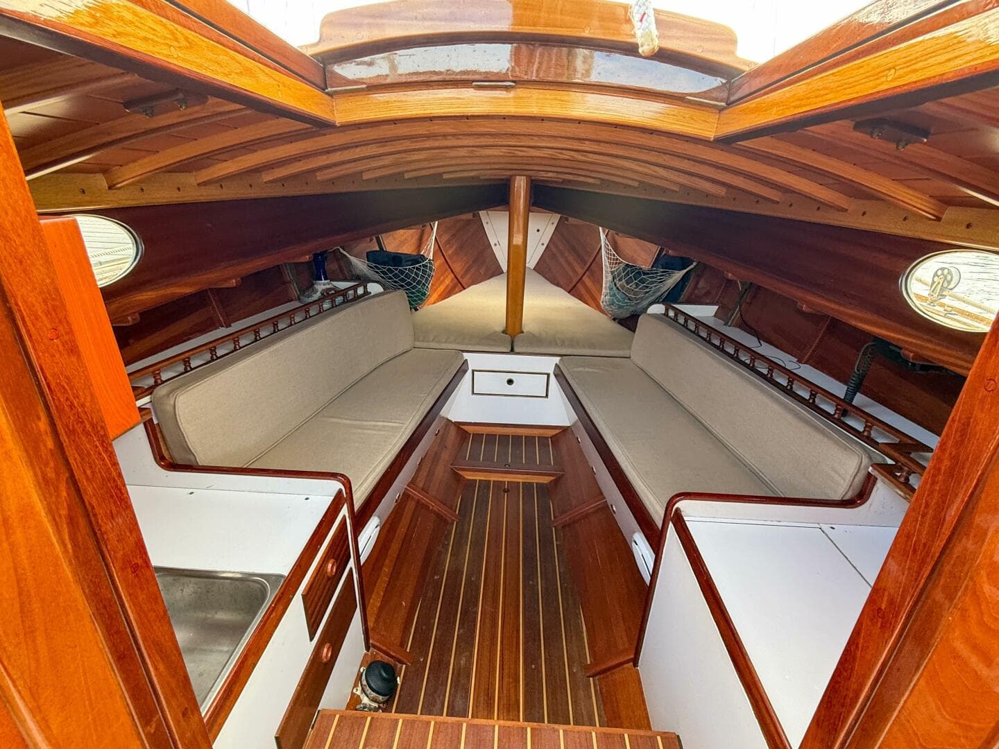 2004 Herreshoff Custom Doug Hylan designed Rozinante